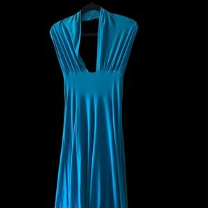 Beautiful backless aqua coloured dress - size L